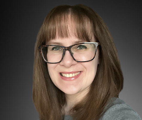 Amanda Jurgelewicz, Ph.D., laboratory cell profiling research scientist at UL Research Institutes' Chemical Insights smiles for a professional photo.