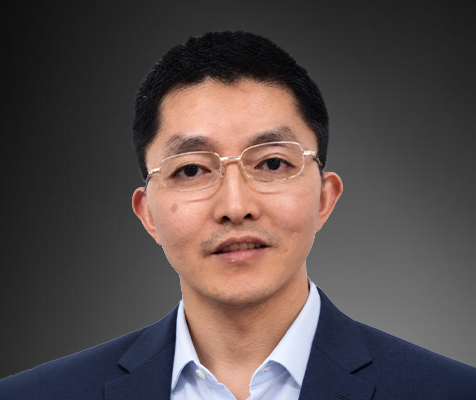 Xunhai Zheng, Ph. D., analytical chemistry laboratory lead, for UL Research Institutes’ Chemical Insights poses for his professional photo.